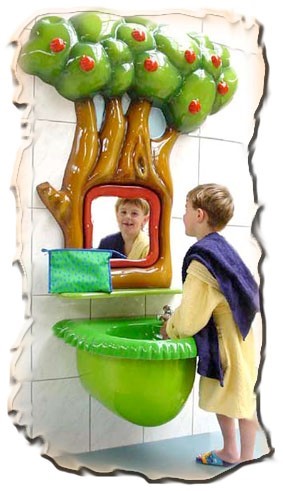 2003017 - Tree mirror. 